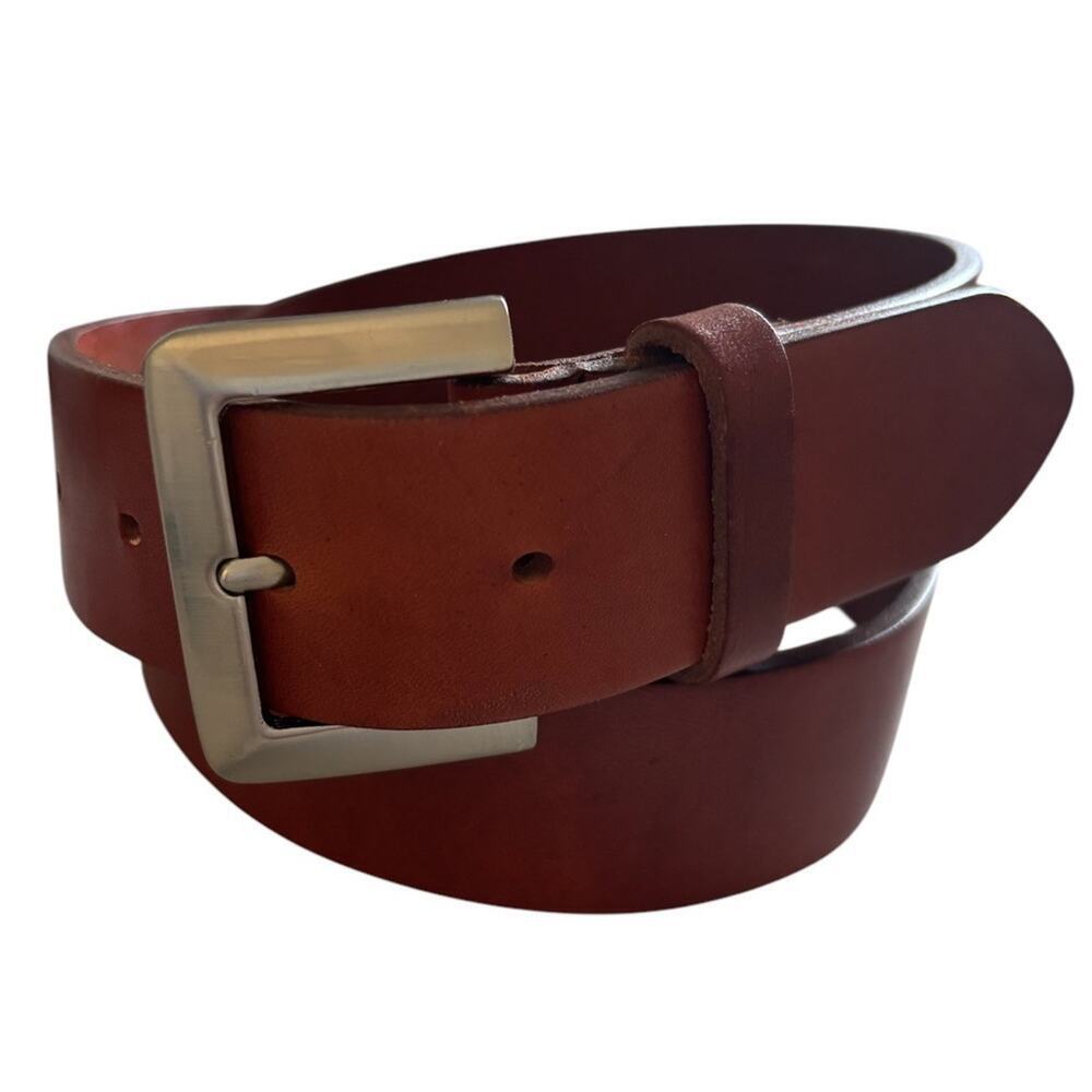 G.H. Bass & Co Belt 5100 Brown Unisex Sz M 32 Leather 1 3/8"